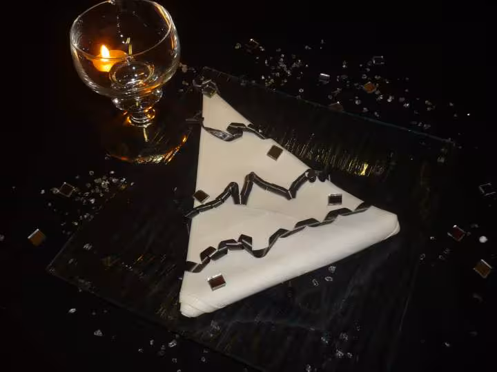 Pliage de serviette sapin de noel