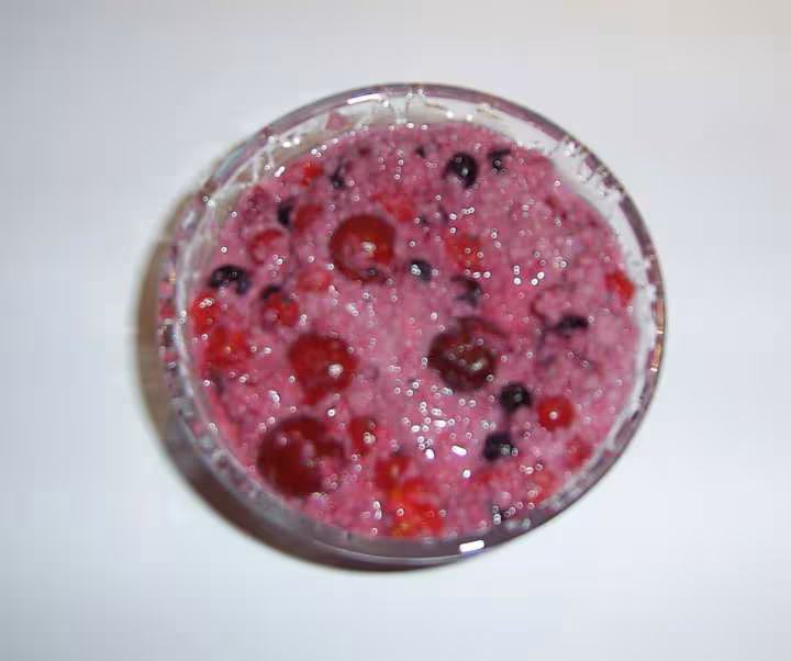Semoule aux fruits rouges de lili
