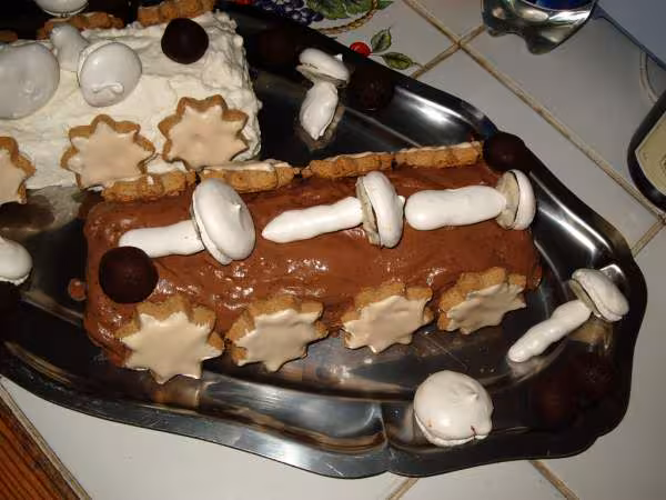 Buche a la mousse de chocolat noir