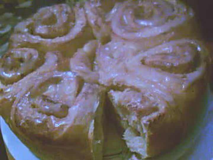 Couronne a la compote de pommes et amandes