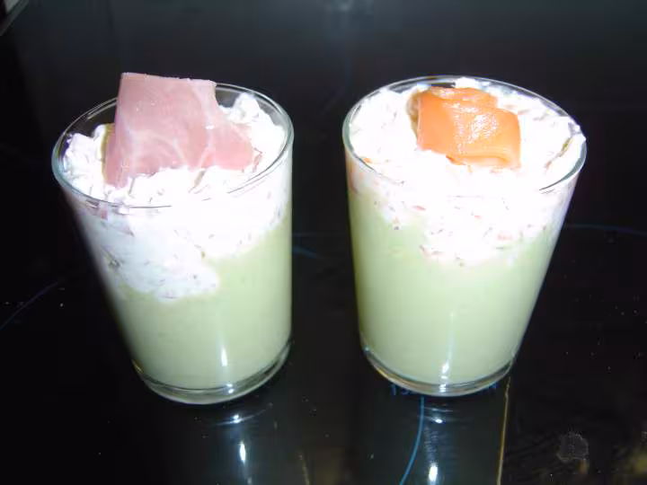 Verrine avocat mousse saumon ou jambon