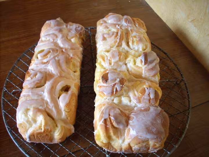 Brioche extra a la creme patissiere