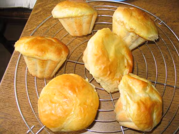 Briochettes fourrees a la confiotte d abricots