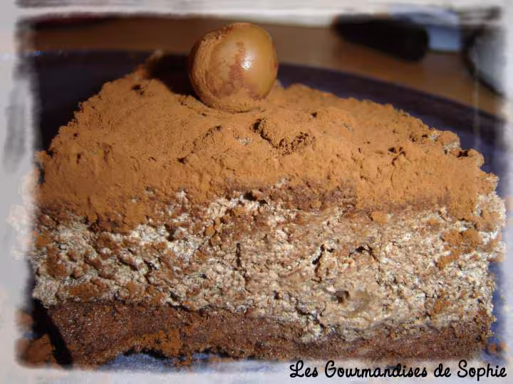 Gateau facon foret noire en coupe