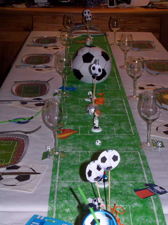 Th me football