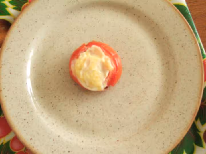 Oeufs en nid tomates