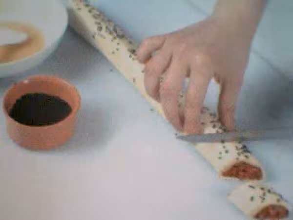 Feuillete a la viande hachee