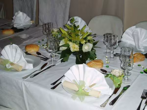 Idee de table vert et blanc