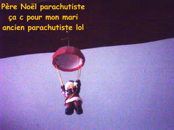 Pere noel parachutiste