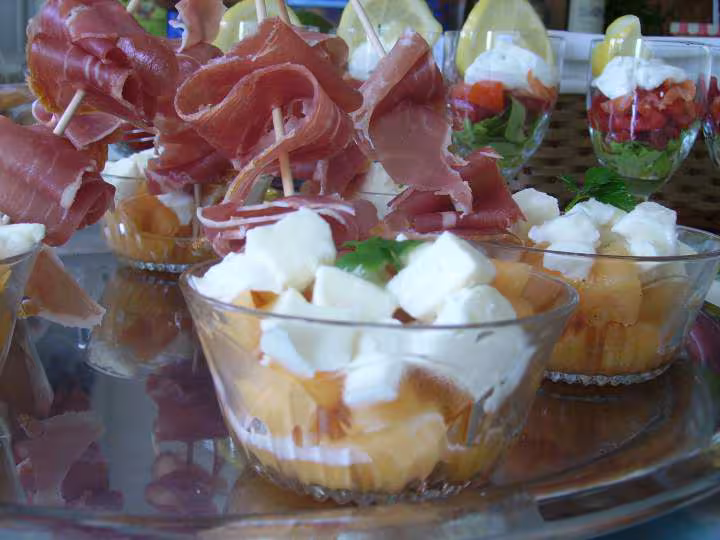 Verrine melon mozza jambon fume