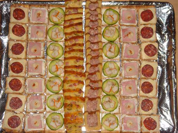 Plateau d assortiment de canapes 2