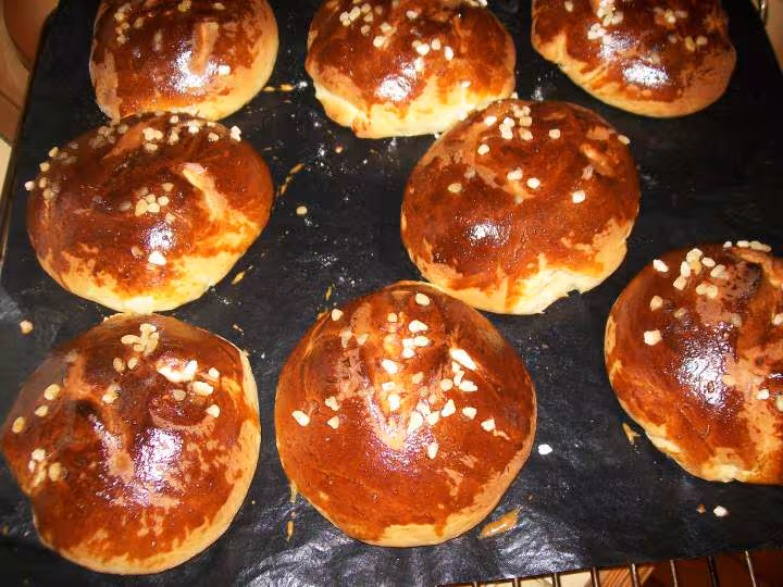 Petites brioches au sucre
