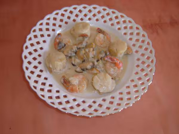 Coquilles st jacques moules gambas