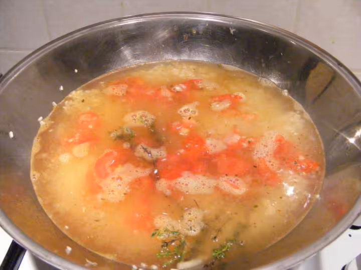 Eau et vin blanc