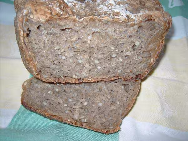 Mie du pain aux graines de tournessol