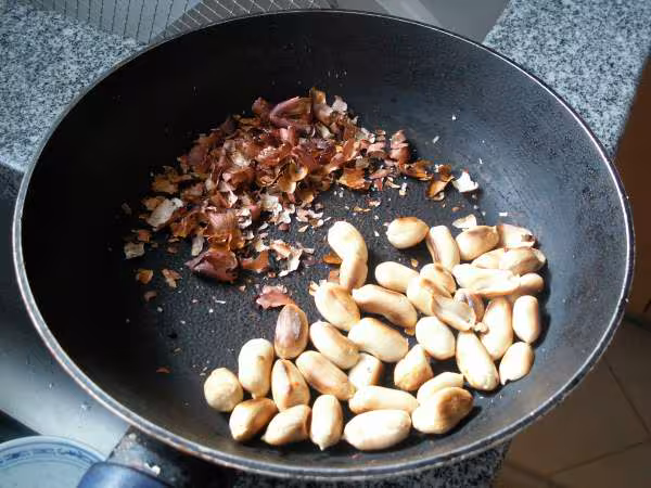 Che chuoi cacahouetes grillees amp epluchees