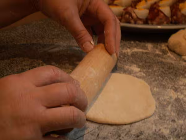 Faconner banh bao etaler la pate