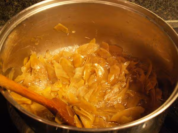 Gingembre confit debut cuisson