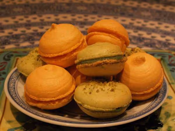 Macarons pistaches amp mangues