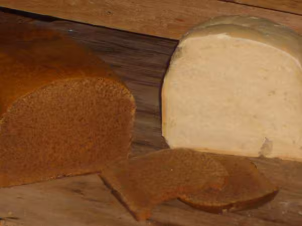 Pain d epice de ma grand mere et pain blanc