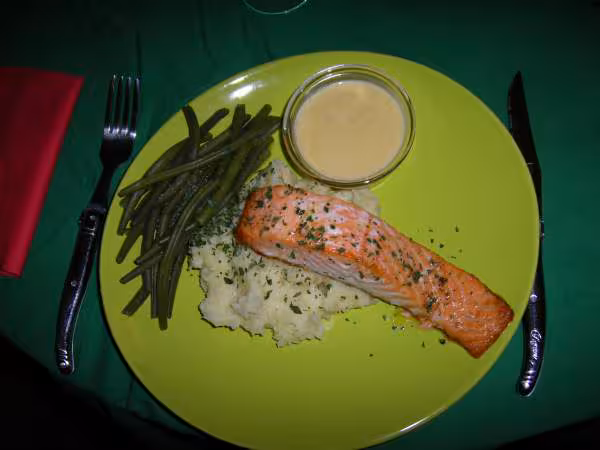 Saumon sauce citron et puree de pommes de terre