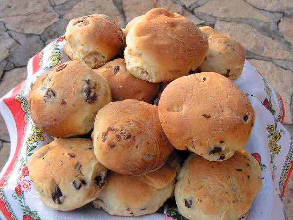 Briochettes aux raisins et briochettes aux pepites de chocolat