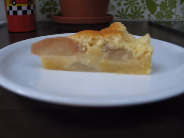 Gateau aux poires une part