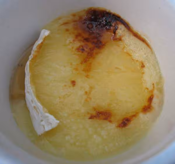 Camembert gratine au miel zoom