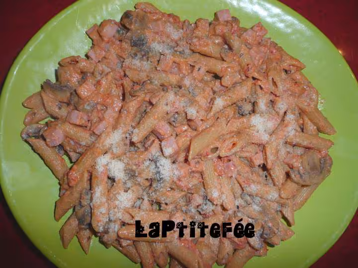 Pennes champignons tomates et ricotta ww