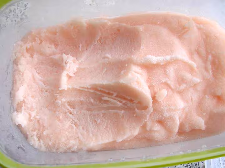 Sorbet au pamplemousse rose
