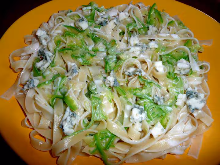 Tagliatelles a la courgette et au roquefort ww