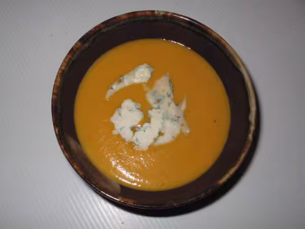 Veloute de potimarron a la fourme d ambert
