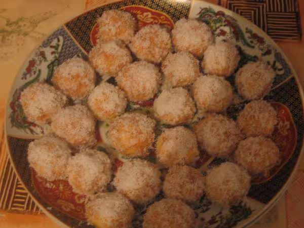 Boules au noix de coco et confiture