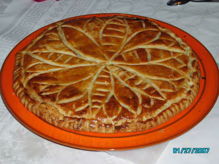 Galette des rois creme aux amandes poires chocolat