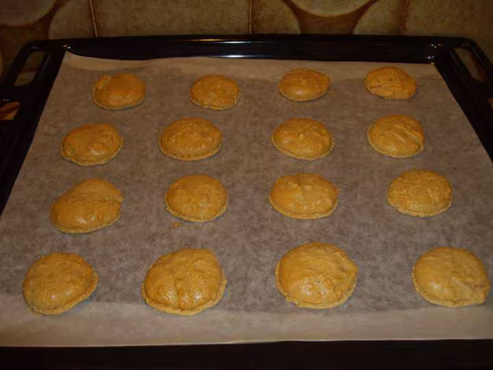 Macarons au cafe cuits