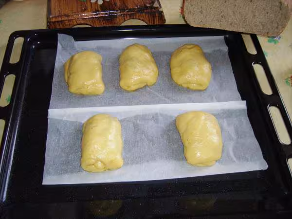 Pains au chocolat avec pate a brioche au levain