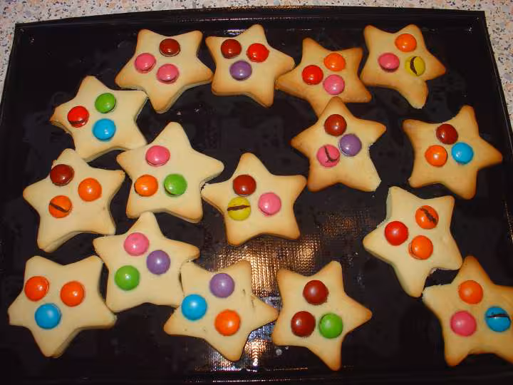Etoiles sablees aux smarties tm31