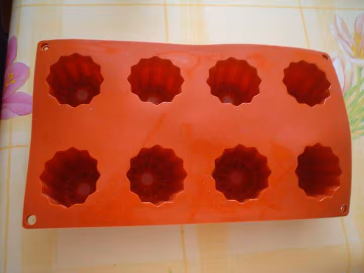 Moule a canneles en silicone
