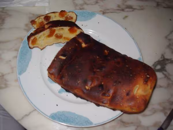 Gateau au yaourt au abricot et au pignion