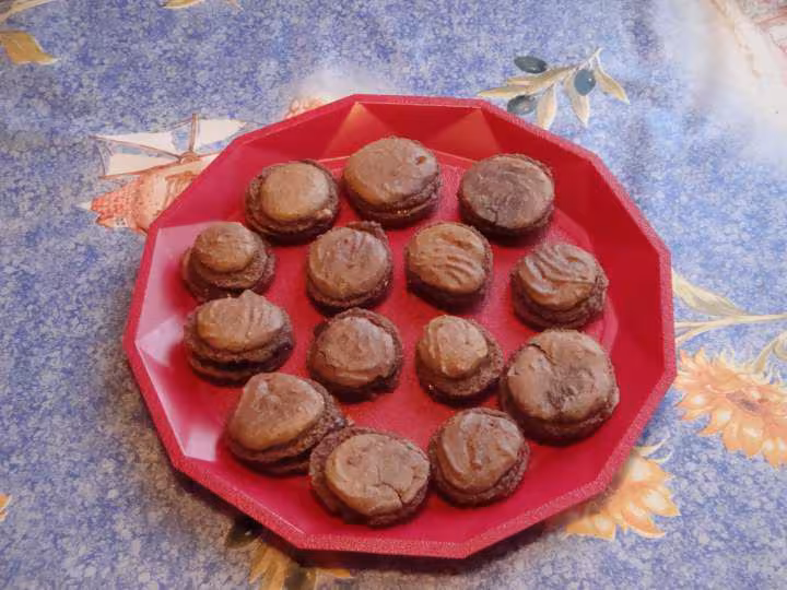 Premiers macarons chocolat fourre n tella