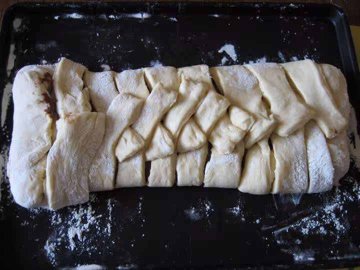Brioche suedoise au nutella au tm une fois tressee