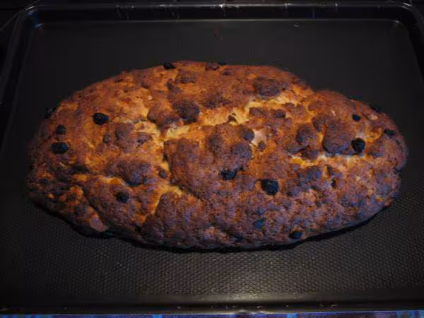 Etape 11 le pain de noel est cuit