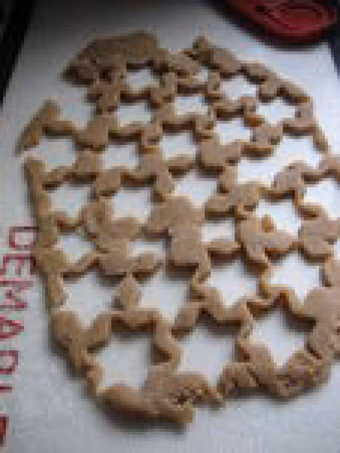 Etoiles a la cannelle pate decoupee