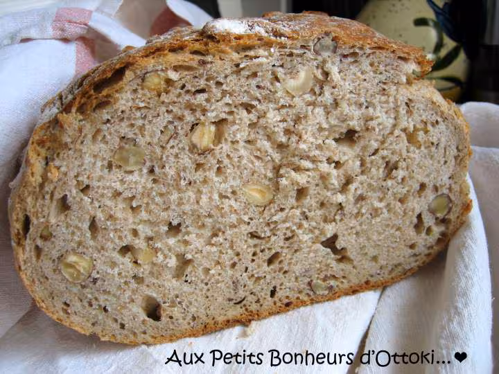 La mie du pain aux noisettes de hco