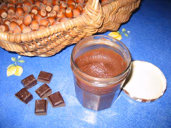 Pate a tartiner aux noisettes