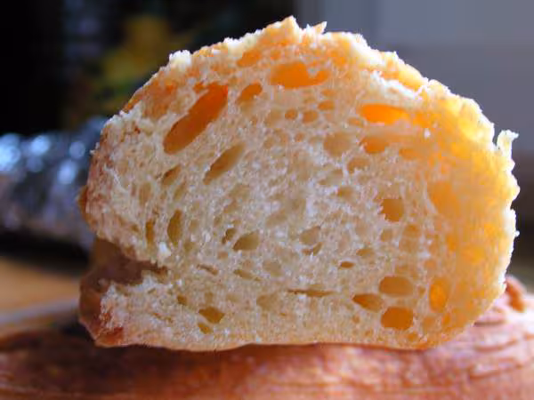 Mie d une baguette serise