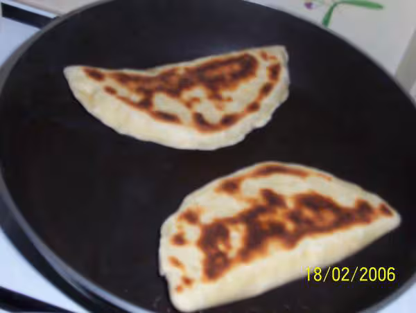 Cheese naans