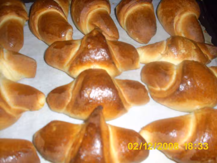 Croissants natures et fourres choco