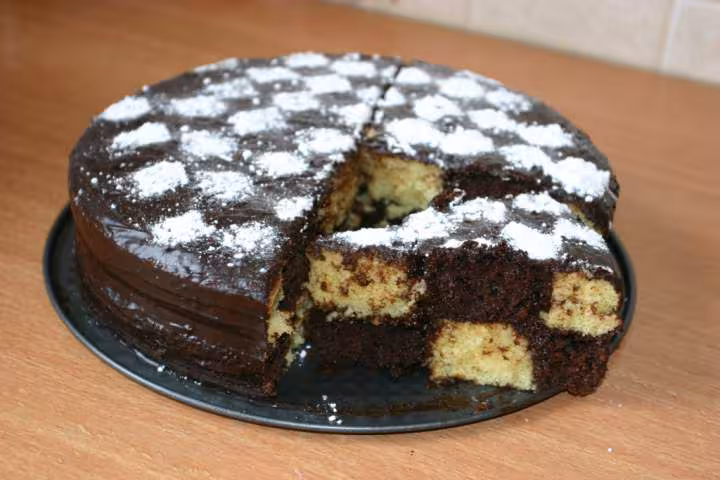 Part de gateau damier
