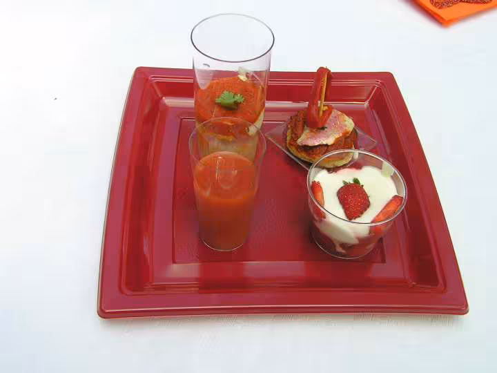 Assiette rouge